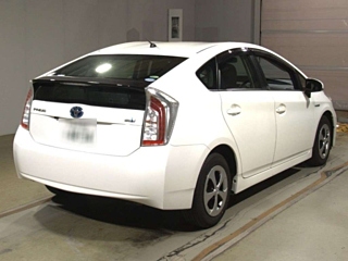 TOYOTA PRIUS 2013