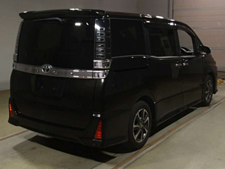 TOYOTA VOXY 2020