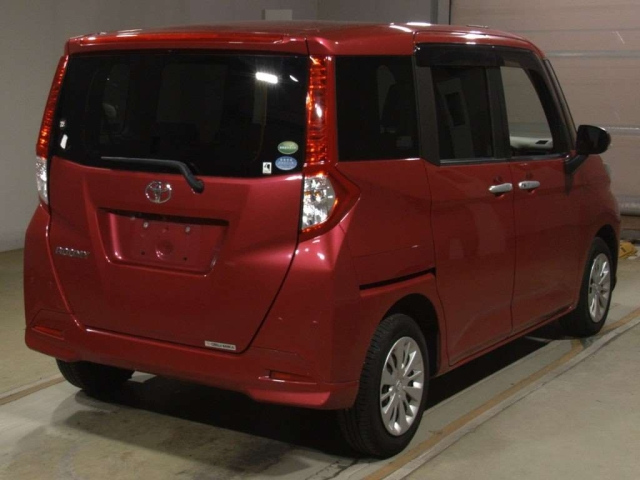 TOYOTA ROOMY 2019