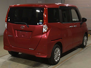 TOYOTA ROOMY 2019