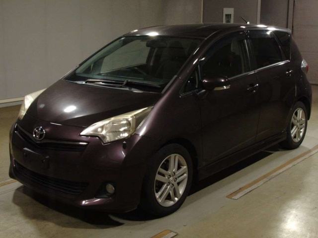 TOYOTA RACTIS 2012
