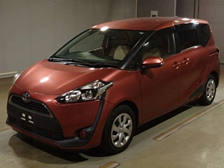 TOYOTA SIENTA 2017