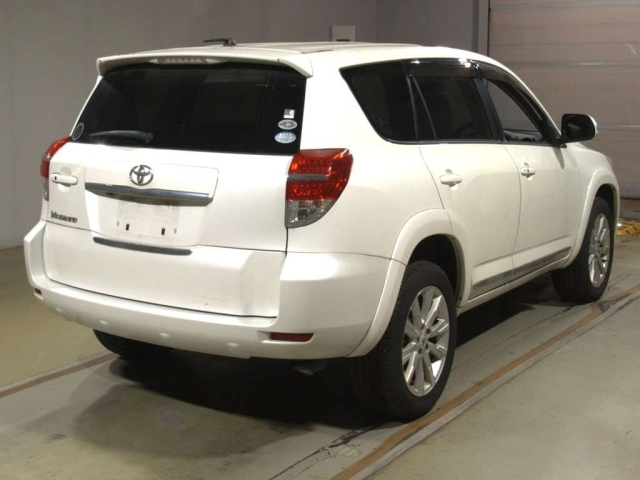TOYOTA VANGUARD 2010