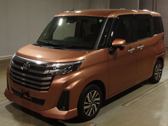 TOYOTA ROOMY 2022