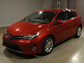 TOYOTA AURIS 2015