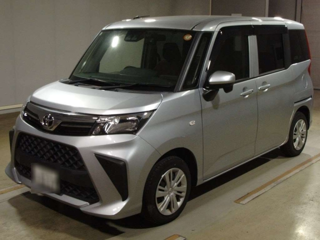 TOYOTA ROOMY 2021