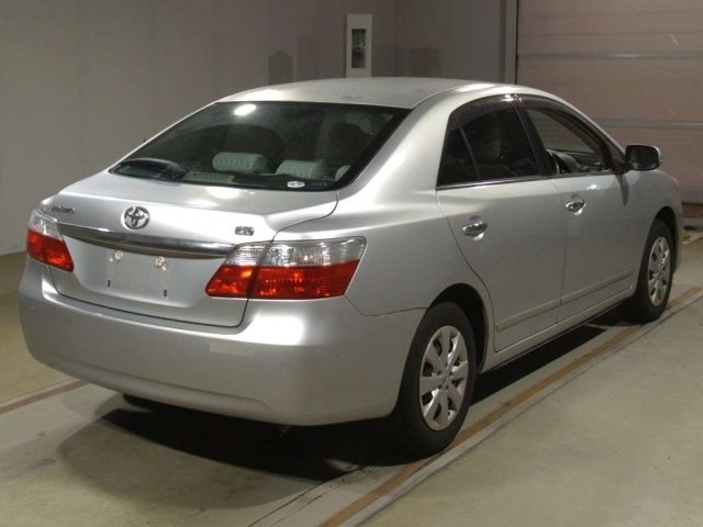 TOYOTA PREMIO 2010