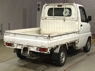 NISSAN CLIPPER TRUCK 2009