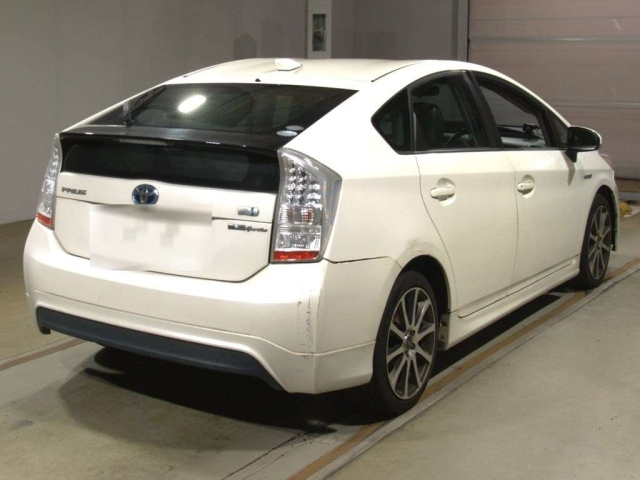 TOYOTA PRIUS 2010