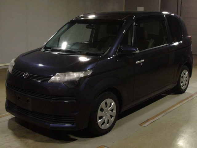TOYOTA SPADE 2013