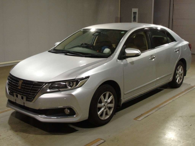 TOYOTA PREMIO 2016
