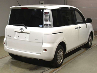 TOYOTA SIENTA 2012
