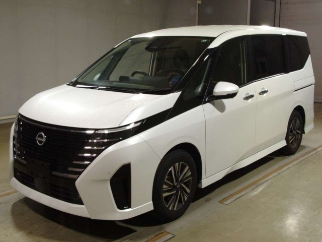 NISSAN SERENA 2023