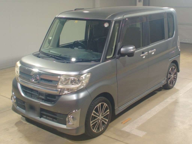 DAIHATSU TANTO 2014
