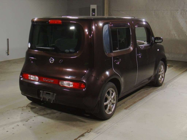 NISSAN CUBE 2010