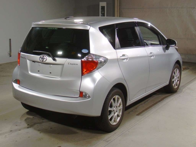 TOYOTA RACTIS 2012