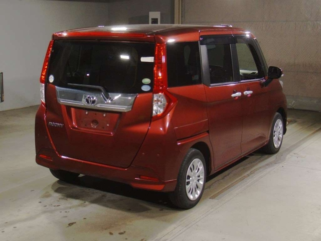 TOYOTA ROOMY 2020