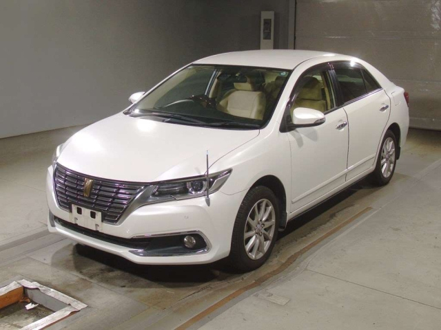 TOYOTA PREMIO 2016