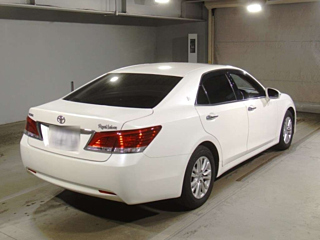 TOYOTA CROWN 2013