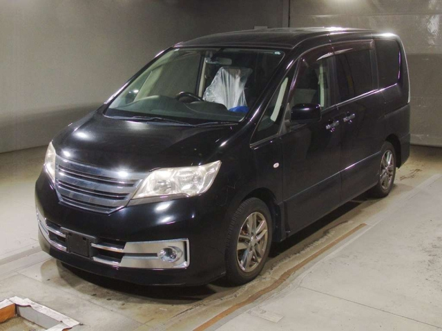NISSAN SERENA 2011