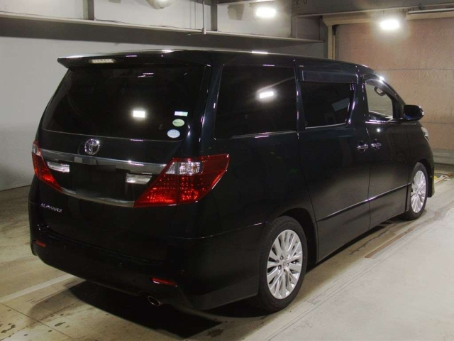 TOYOTA ALPHARD 2013