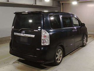TOYOTA VOXY 2008