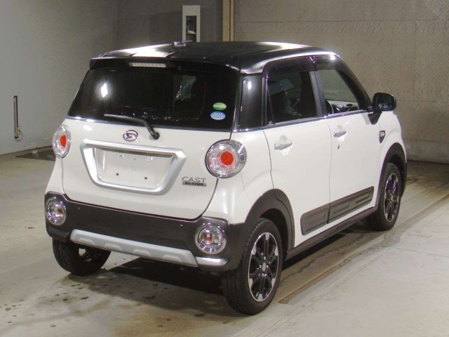 DAIHATSU CAST 2018