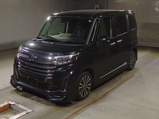 TOYOTA ROOMY 2023