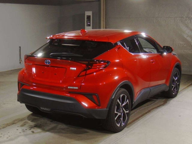 TOYOTA C-HR 2021