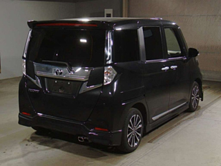 TOYOTA ROOMY 2023