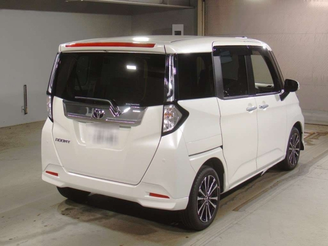 TOYOTA ROOMY 2025