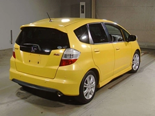 HONDA FIT 2010
