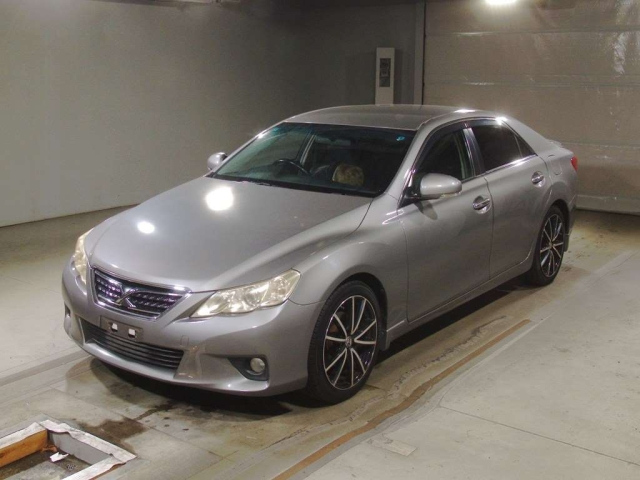 TOYOTA MARK X 2010