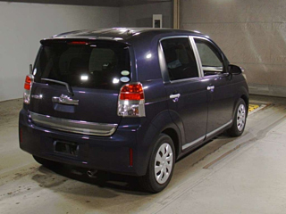 TOYOTA SPADE 2012
