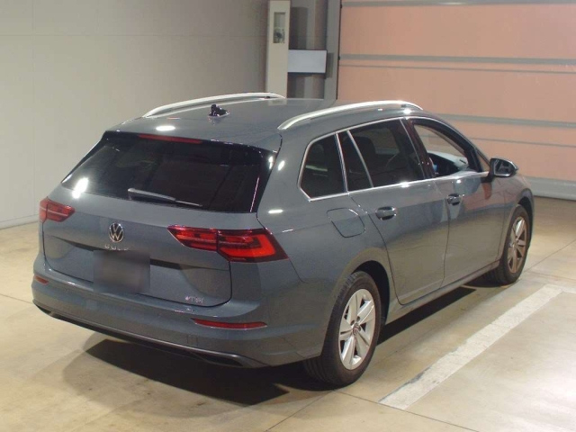 VOLKSWAGEN GOLF VARIANT 2023