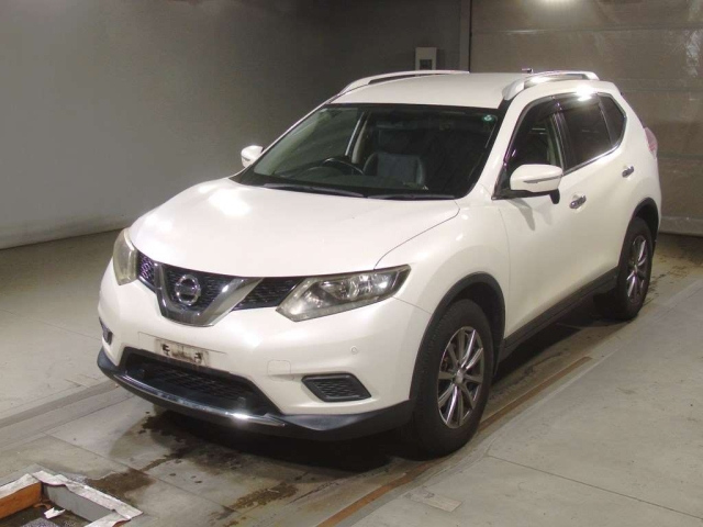 NISSAN X-TRAIL 2015