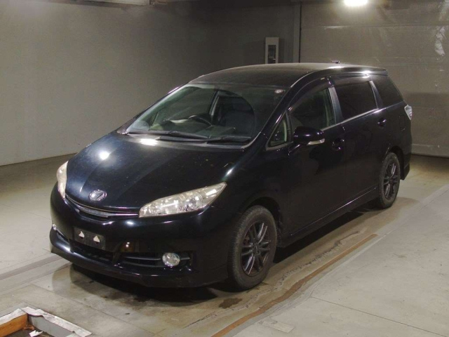TOYOTA WISH 2012