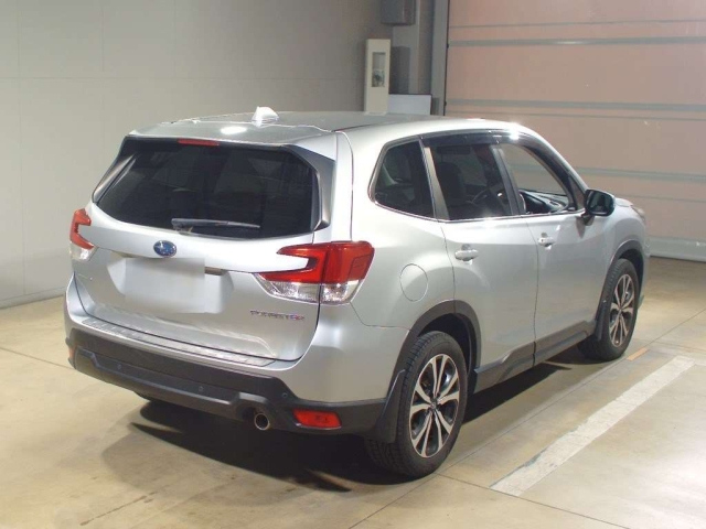 SUBARU FORESTER 2018