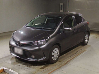TOYOTA VITZ 2016