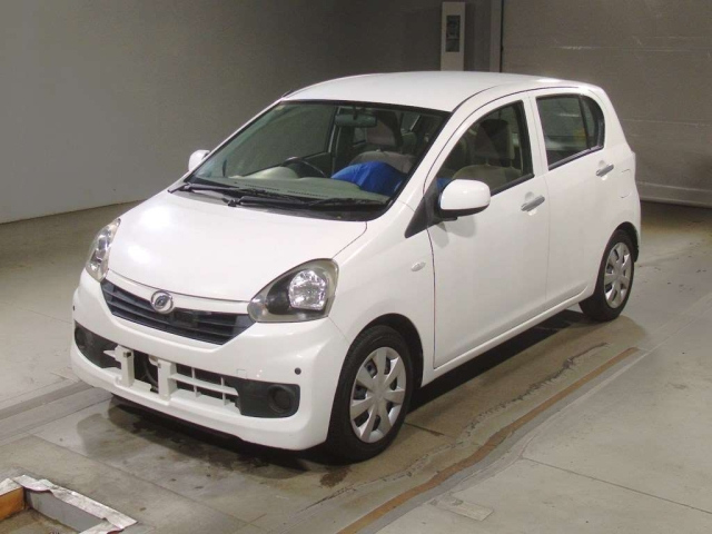 DAIHATSU MIRA E S 2014
