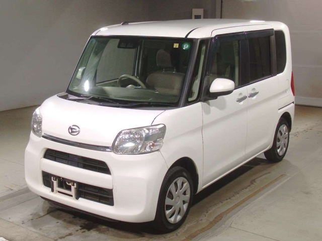 DAIHATSU TANTO 2018