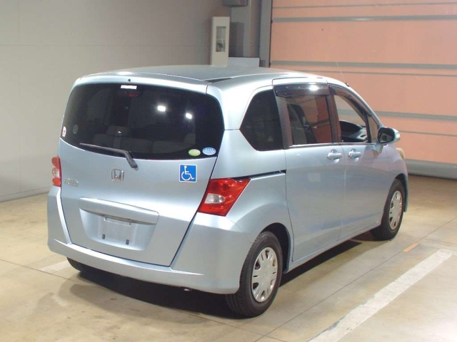 HONDA FREED 2009