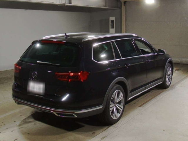 VOLKSWAGEN PSSAT ALLTRACK 2024