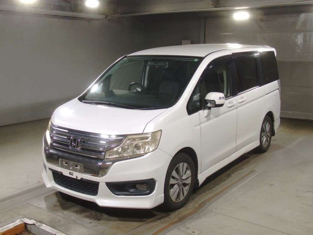 HONDA STEP WAGON 2012