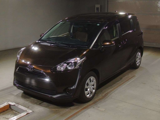 TOYOTA SIENTA 2016