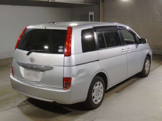 TOYOTA ISIS 2008