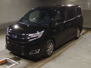 TOYOTA NOAH 2017