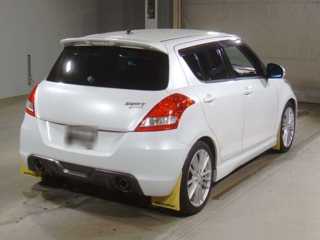 SUZUKI SWIFT 2012