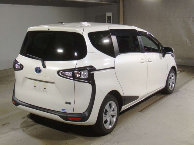 TOYOTA SIENTA 2021