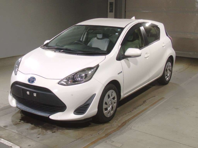 TOYOTA COROLLA AXIO 2013